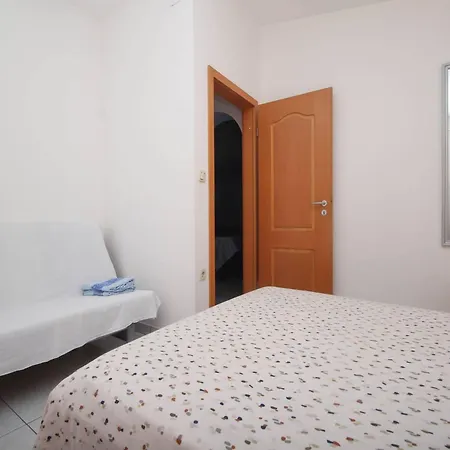 Mara - Two Bedroom * Tribunj (Sibenik-Knin)