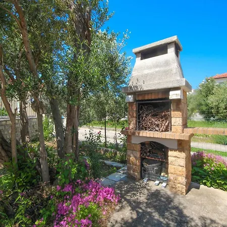 In Tribunj Near Tribunj Appartement Tribalj