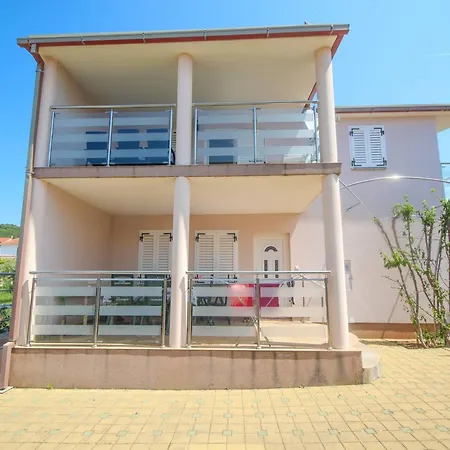 Appartement In Tribunj Near Tribunj *