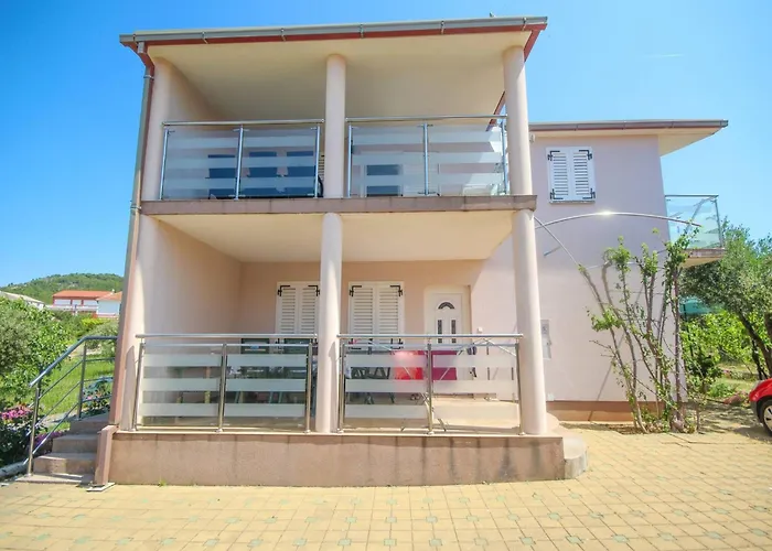 Appartement In Tribunj Near Tribunj *